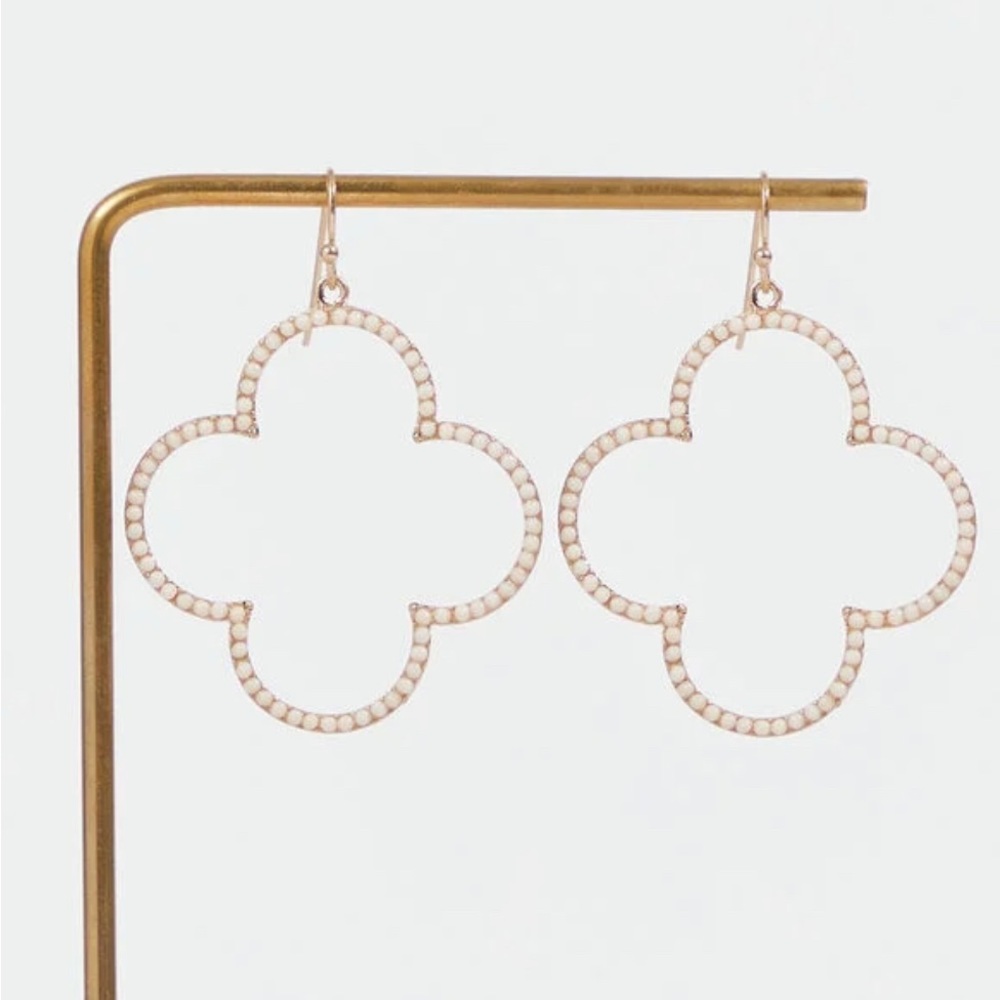 NEW NWT Altar'd State Clover Field Earrings